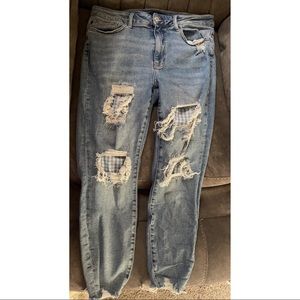 Distressed Light Wash Blue Buffalo Plaid Patch Skinny Fit Judy Blues